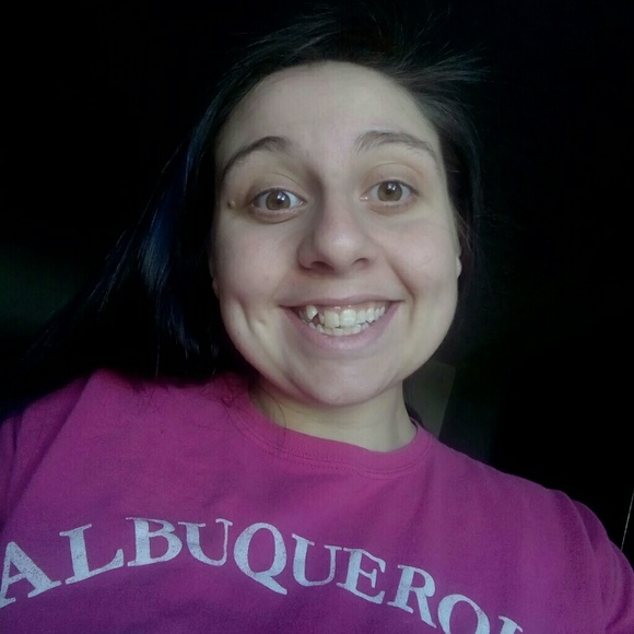 Profile Picture of Haley Evans (@hadeydawn) on Poshmark