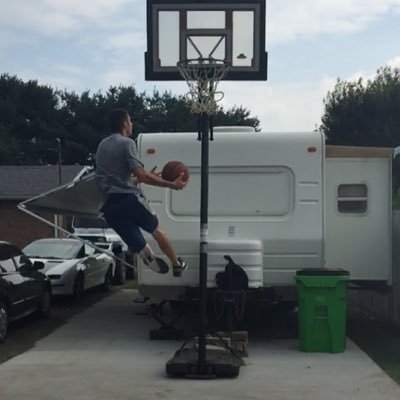 Profile Picture of Matt (@Matt_Tice23) on Twitter