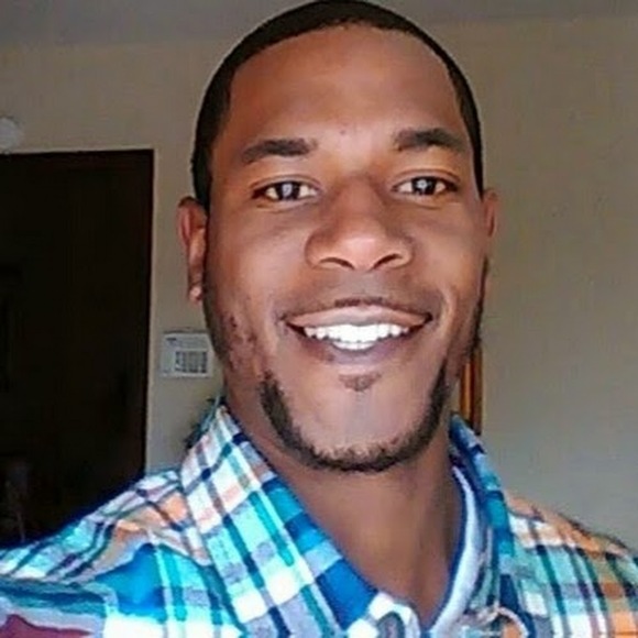 Profile Picture of Mark Reed (@nymark585) on Poshmark