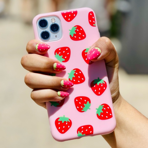 Profile Picture of Lizbeth Fuster (@lizbethfuster) on Poshmark