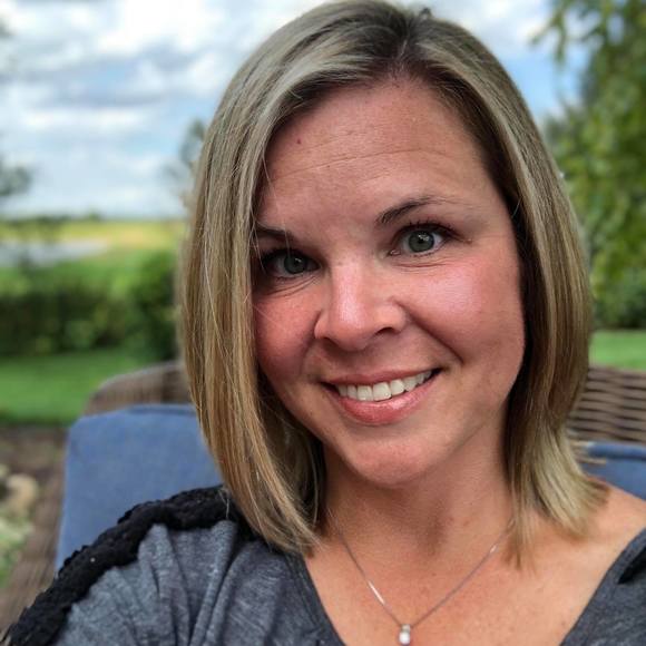 Profile Picture of Marsha Kubiuk farmer (@hakija4u) on Poshmark