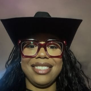 Profile Picture of Shawniece L. Jackson-Pierre (@yessstyles_) on Instagram