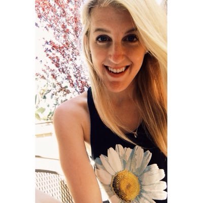 Profile Picture of Jillian Helvey (@Jillian_Dee) on Twitter