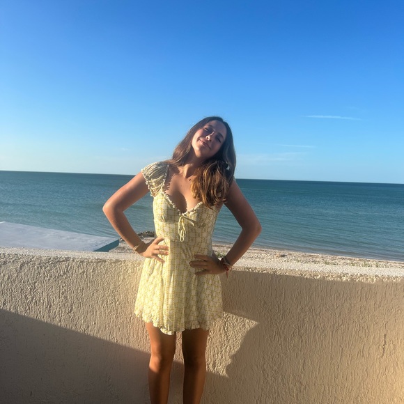 Profile Picture of Marlee Sinay (@marleeavaa) on Poshmark
