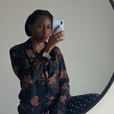 Profile Picture of Lo Mitchell (@ImChloeMitchell) on Twitter