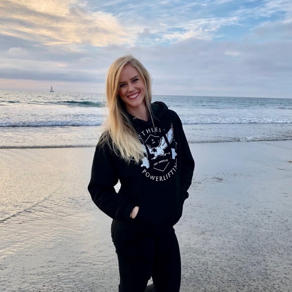 Profile Picture of Erika Stormoen (@erika_stormoen) on Poshmark