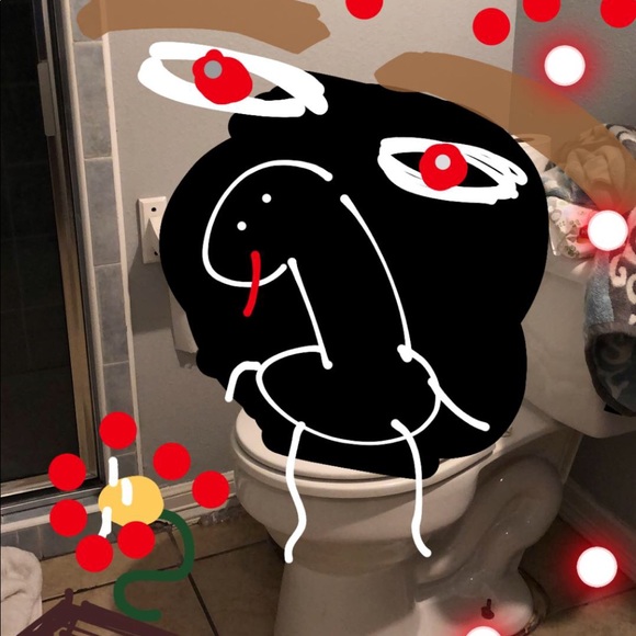 Profile Picture of Jonas Gonzalez (@jonashomie) on Poshmark