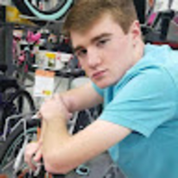 Profile Picture of Miles Jungclaus (@miles_jungclaus) on Poshmark