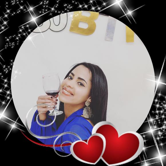 Profile Picture of Juliana Lorenzo (@juliana_rbd0730) on Poshmark