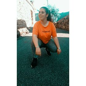 Profile Picture of Eva Labrador (@evalabrador26) on Pinterest