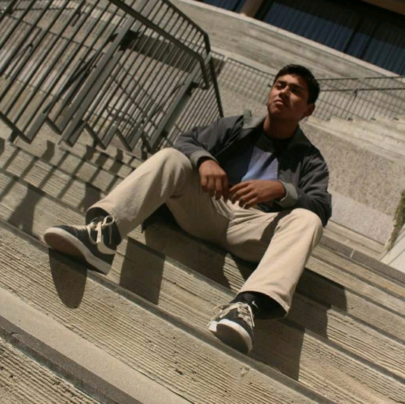 Profile Picture of Ivan Anaya (@ivananaya) on Poshmark