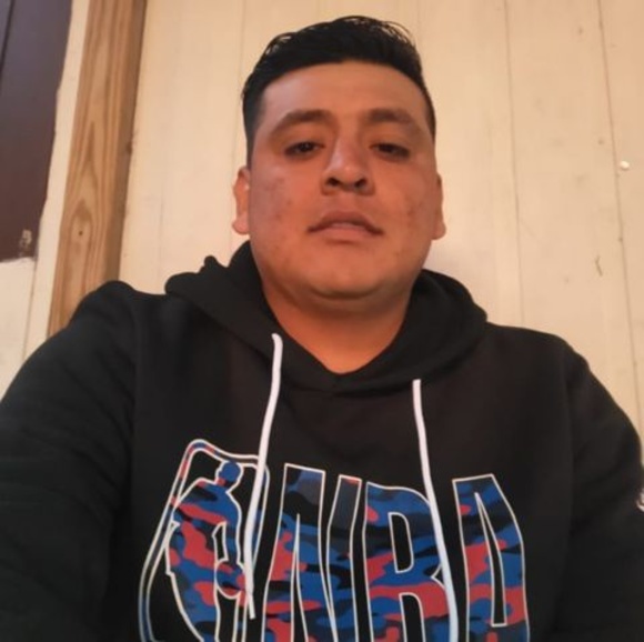 Profile Picture of Julio lopez Lopez (@julio434) on Poshmark