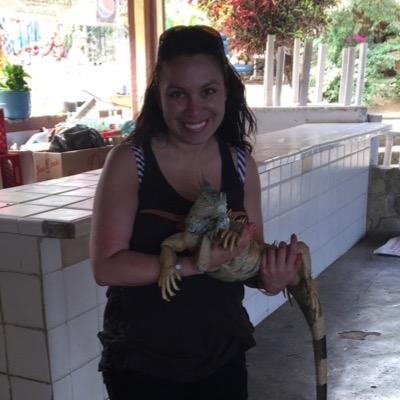 Profile Picture of Elizabeth Guzman (@Spinmomster) on Twitter