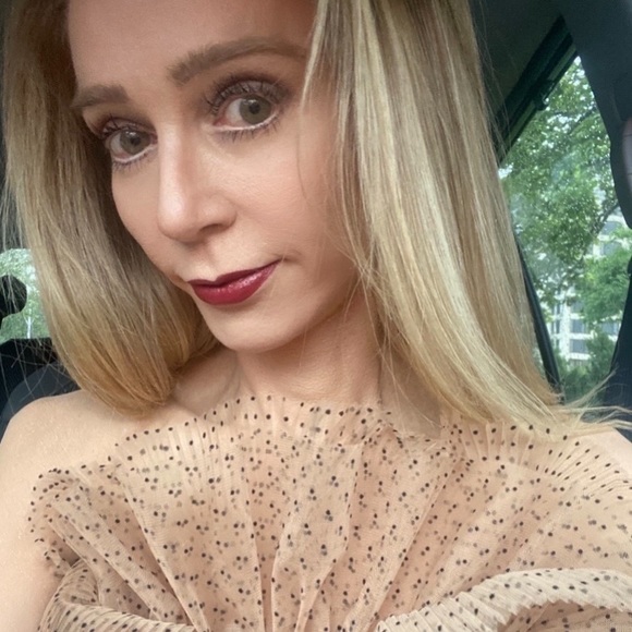 Profile Picture of Cat Conron (@catnatcon) on Poshmark