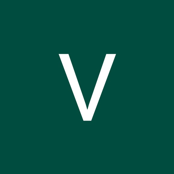 Profile Picture of Victoria Mcquillen (@mcquillenv) on Poshmark