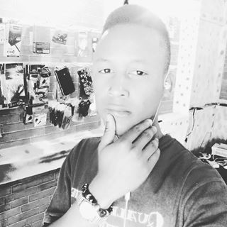 Luke Sun - Facebook Profile Picture of Luke Sun (@luke.sun.581) on Facebook