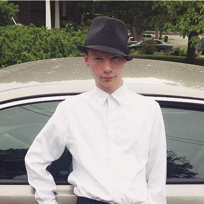 Profile Picture of Nicholas Hickman (@DcMarv) on Twitter