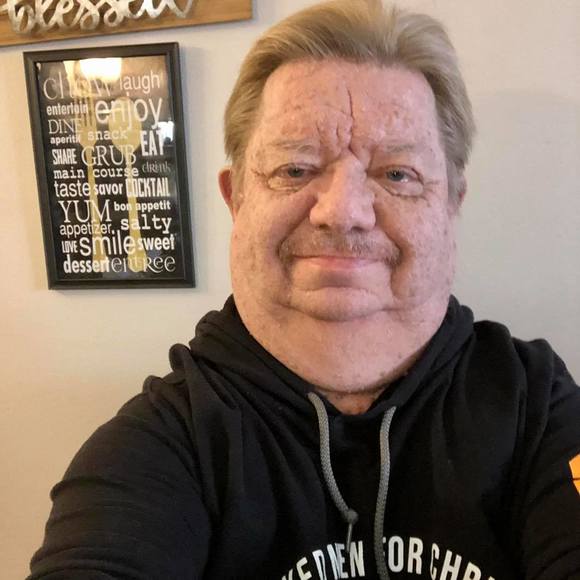 Profile Picture of Scott Jameson (@sjameson1965) on Poshmark