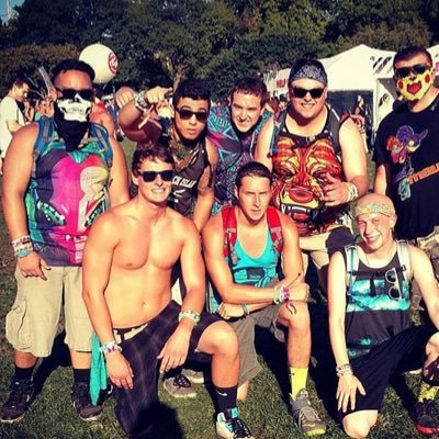 Profile Picture of Michael Cieslak (@mikecieslak11) on Twitter