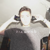 Profile Picture of Logan Reese (@loganreese7761) on Youtube