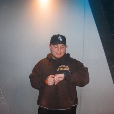Profile Picture of Jean Jacket Joe (@BlancoSteez) on Twitter