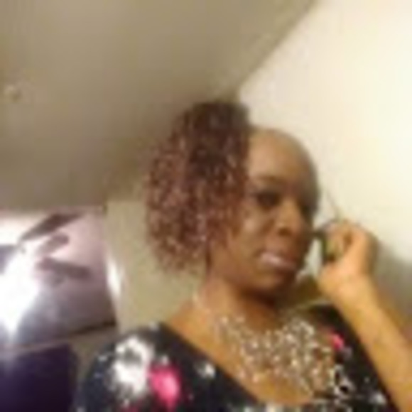 Profile Picture of Tanya Mcclouden (@mccloudentanya4) on Poshmark