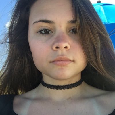 Profile Picture of Lauren (@lauren_bomar) on Twitter