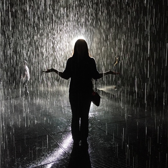 Profile Picture of Debbie Yu (@debsyu) on Poshmark