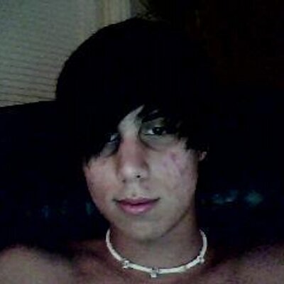 Profile Picture of Michael Petite (@mikeyboi33) on Twitter