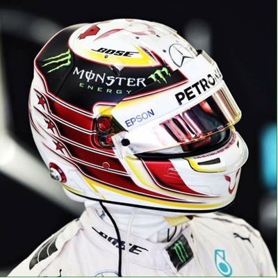 Profile Picture of Michael Taboada (@SwagTaboada) on Twitter
