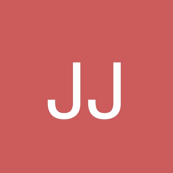 Profile Picture of Jeevi Jeevi (@jeevi_jeevi) on Poshmark