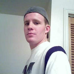 Profile Picture of Logan Averett (@loaverett) on Myspace