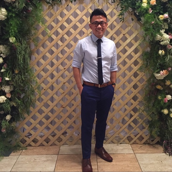 Profile Picture of Huey Huynh (@hueyhuynh99) on Poshmark