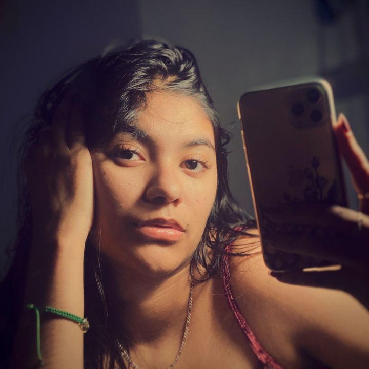 Profile Picture of Lisa C (@lisa_cruzzie) on Tiktok