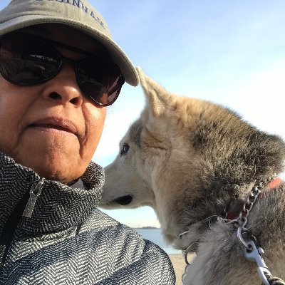 Profile Picture of Robin M. Chandler (@RockynRobin) on Twitter