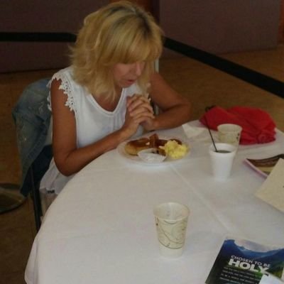 Profile Picture of Catherine Jordan Portillo (@CatsCornerCMari) on Twitter