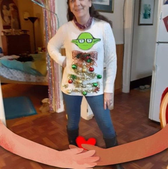 Profile Picture of Linda Ruest (@theren8596) on Poshmark