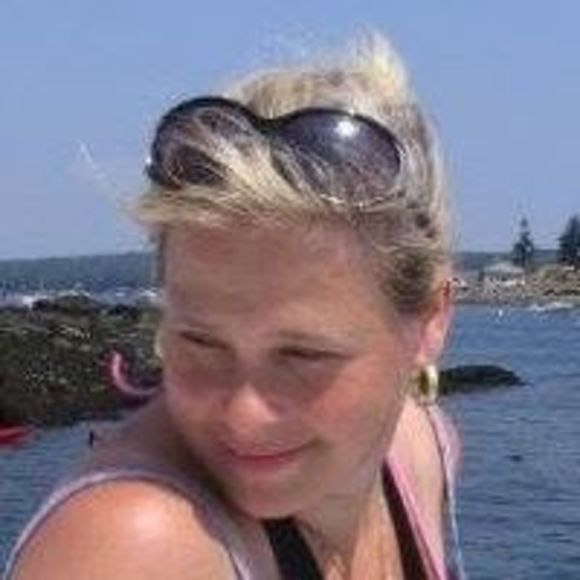 Chanda Dinger - Poshmark Profile Picture of Chanda Dinger (@6dings) on Poshmark