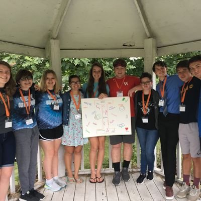 Profile Picture of Jon Coons (@TheToxiCarebear) on Twitter