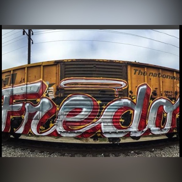 Isaac Martinez - Poshmark Profile Picture of Isaac Martinez (@socialwrldws8) on Poshmark