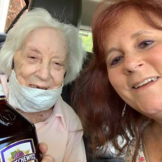 Profile Picture of Lori Hasson Robertson (@lori.h.robertson.5) on Facebook