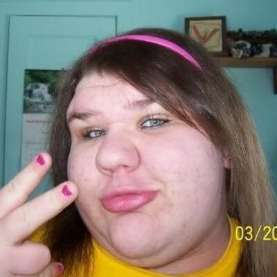 Profile Picture of Gertrude benson (@Hotnbothered69) on Twitter