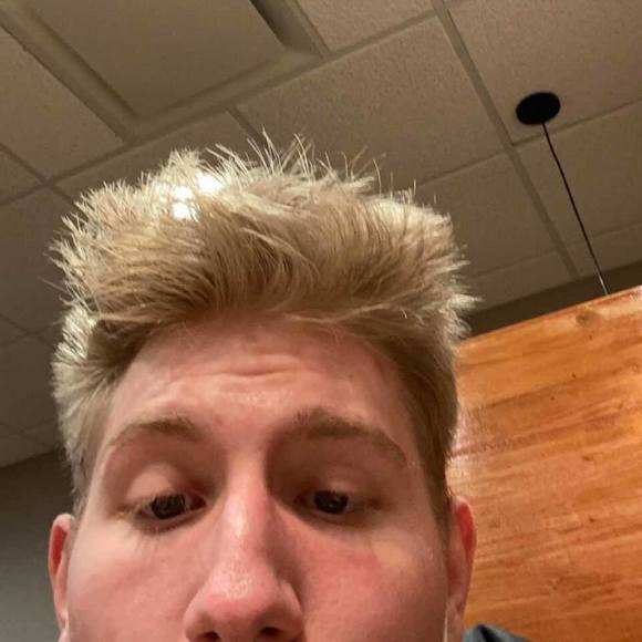 Profile Picture of Trevor Carson (@trevorcarson) on Poshmark