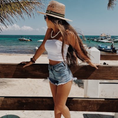Profile Picture of Lucy McBride (@lucy_mcbride22) on Twitter