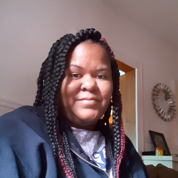 Profile Picture of Erica Buford (@ebuford) on Poshmark