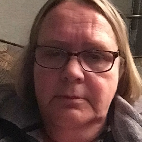 Profile Picture of Carolyn Kobylka (@nosurrender) on Poshmark