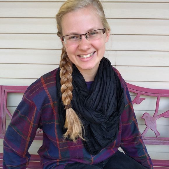 Profile Picture of Sarah Alvord (@sealvord4899) on Poshmark