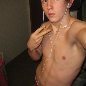 Profile Picture of Tyler Hurley (@407672875) on Myspace