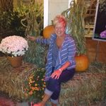 Profile Picture of Kim Marlowe (@kim_marlowe) on Instagram