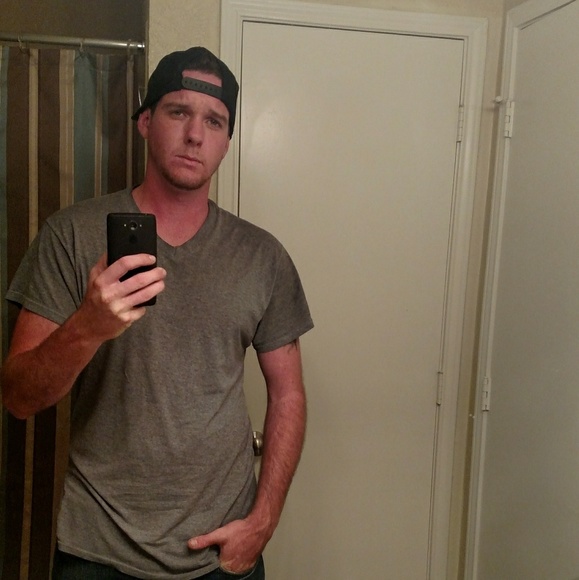 Profile Picture of Justyn Benway (@justynbenway) on Poshmark